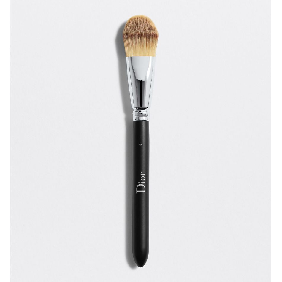 Dior Backstage Light Coverage Brush Nº11